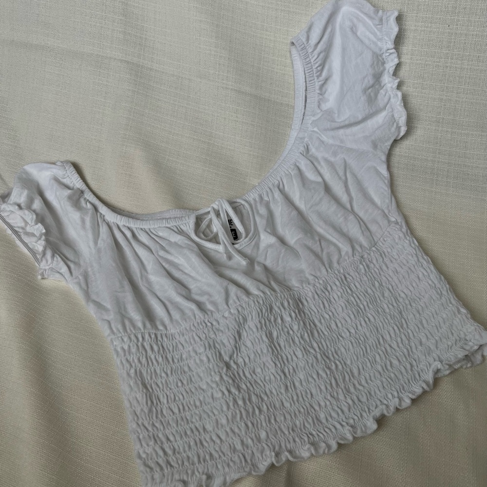 White off the shoulder crop top from Me to We in size medium got it from pacsun